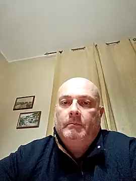 Snapshot of Alexis_Bull chatting on 02-04-26, 01:33 Alexis Bull online show from 02-04-26, 01:33