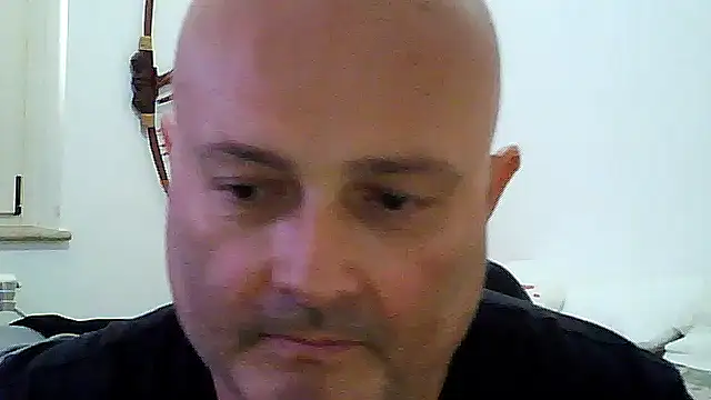 Snapshot of Alexis_Bull chatting on 04-21-26, 02:12 Alexis Bull online show from 04-21-26, 02:12