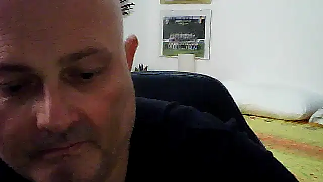 Snapshot of Alexis_Bull chatting on 05-25-26, 02:45 Alexis Bull online show from 05-25-26, 02:45