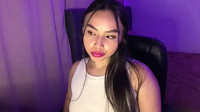 Snapshot of amelia_hall chatting on 06-18-26, 11:53 amelia hall online show from 06-18-26, 11:53