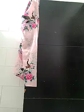 Yuli Mars online show from 11-08-25, 04:07