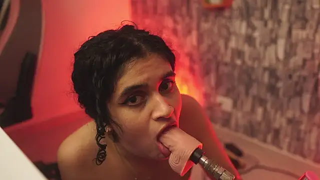 bonniie 98  online show from 04-10-26, 04:28