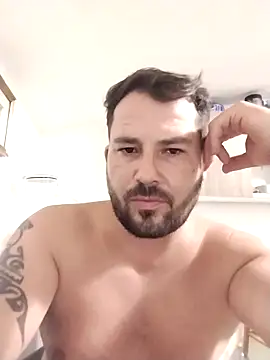 Snapshot of iunutmi chatting on 09-19-25, 03:13 iunutmi online show from 09-19-25, 03:13