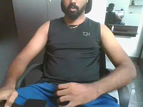 lovelyakash69 online show from 10-17-25, 06:38