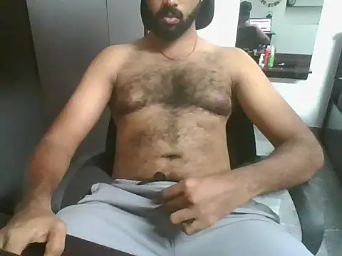 lovelyakash69 online show from 07-12-26, 11:23