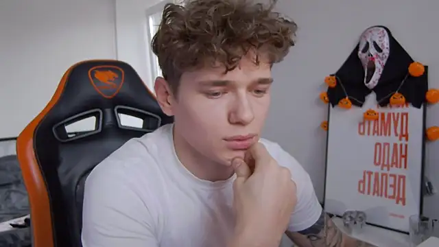 DanyDavis online show from 10-29-25, 11:34