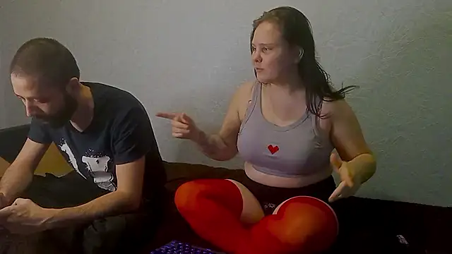 SweetPiggyx online show from 03-28-26, 07:13