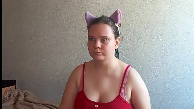 SweetPiggyx online show from 05-09-26, 01:38