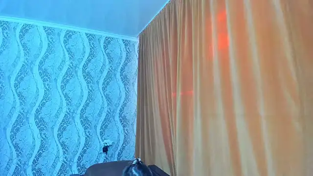 Snapshot of Chloe29 chatting on 03-14-26, 05:13 Chloe29 online show from 03-14-26, 05:13