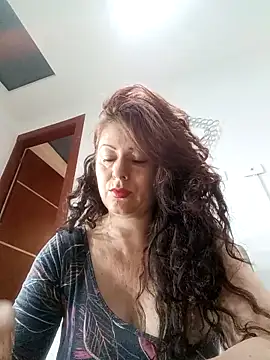 lunadicty online show from 09-10-25, 10:43