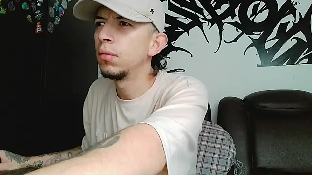 Snapshot of Chris__Jones chatting on 07-02-26, 12:55 Chris Jones online show from 07-02-26, 12:55