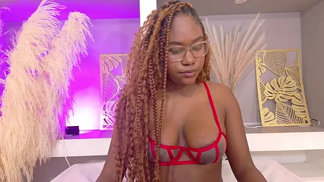 RachelStonne online show from 12-17-25, 01:06