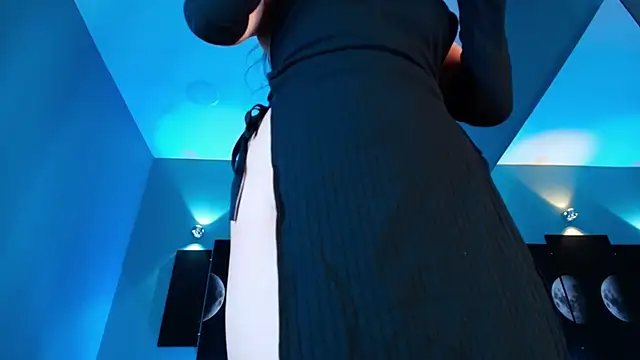 Snapshot of FreyaZimmerman_ chatting on 03-05-26, 09:44 FreyaZimmerman online show from 03-05-26, 09:44