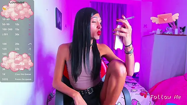 Snapshot of SkylerBennet chatting on 10-21-25, 04:24 SkylerBennet online show from 10-21-25, 04:24