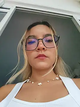 Pretty roxxyy online show from 03-21-26, 11:15