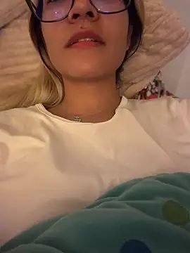 Pretty roxxyy online show from 06-07-26, 11:30