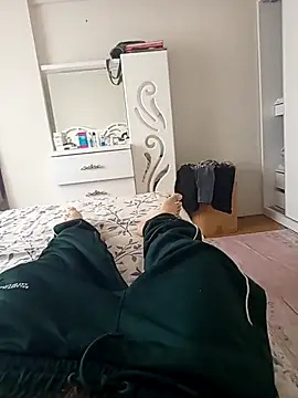 leona633 online show from 11-30-25, 12:09