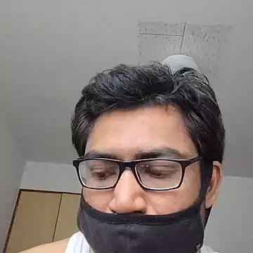 Snapshot of SunkLupus chatting on 05-15-26, 11:45 SunkLupus online show from 05-15-26, 11:45