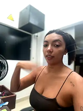 Snapshot of ImAshley1 chatting on 10-21-25, 02:07 ImAshley1 online show from 10-21-25, 02:07