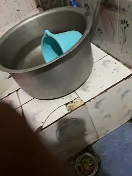 Snapshot of Hunkk28 chatting on 03-01-26, 09:17 Hunkk28 online show from 03-01-26, 09:17