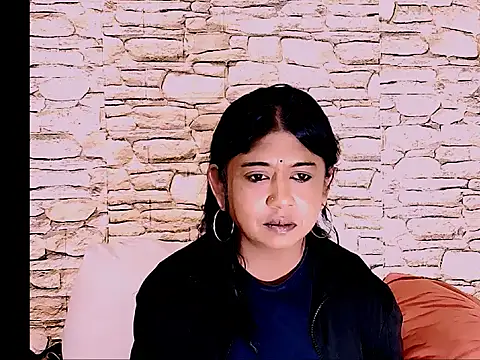 IndianPleasurez1 online show from 11-05-25, 04:23