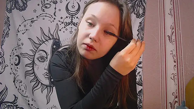 Thighswithspikes online show from 09-19-25, 08:05