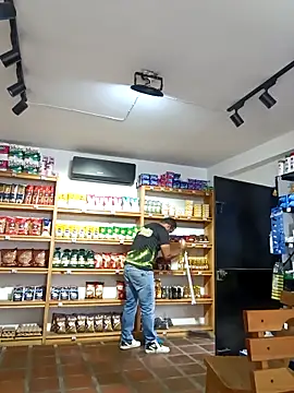 elnegro707070 online show from 10-21-25, 02:29