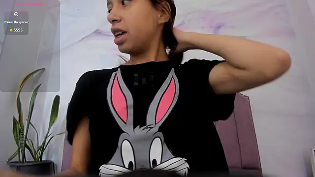 Snapshot of Dulce_Quintana chatting on 11-12-25, 12:05 Dulce Quintana online show from 11-12-25, 12:05