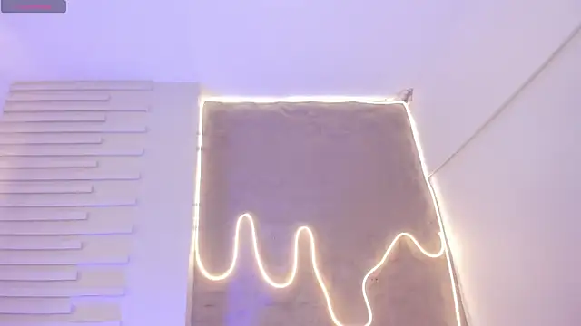 Snapshot of Dulce_Quintana chatting on 11-21-25, 12:15 Dulce Quintana online show from 11-21-25, 12:15