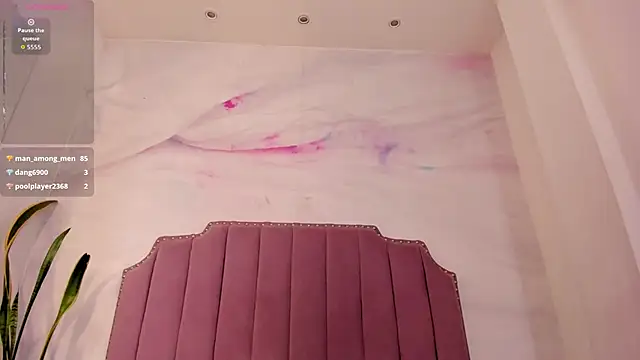 Snapshot of Dulce_Quintana chatting on 11-30-25, 12:25 Dulce Quintana online show from 11-30-25, 12:25