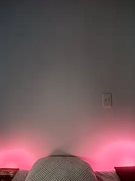 Snapshot of Alicia_Montess chatting on 09-20-25, 09:05 Alicia Montess online show from 09-20-25, 09:05