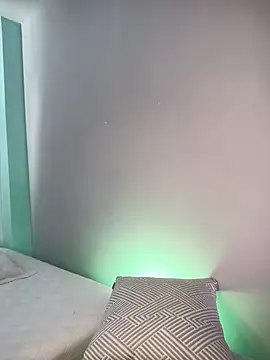 Snapshot of Alicia_Montess chatting on 09-22-25, 02:08 Alicia Montess online show from 09-22-25, 02:08