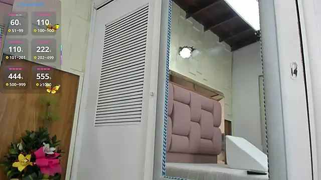 sophiaarenas online show from 11-09-25, 12:03