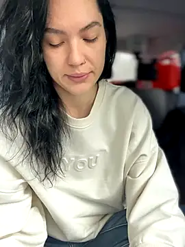 MeekyRich online show from 10-06-25, 04:10