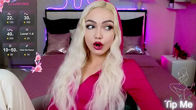 LinaLirian online show from 09-19-25, 01:56