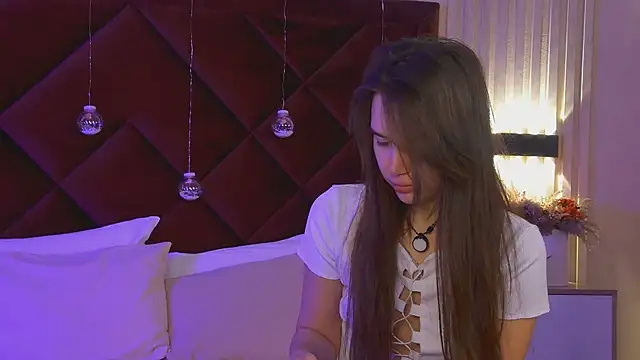 StacyHarland online show from 12-15-25, 04:50