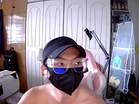 sky69fatfat online show from 11-04-25, 08:24