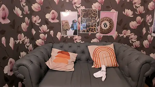 Karen Villis online show from 04-13-26, 12:10