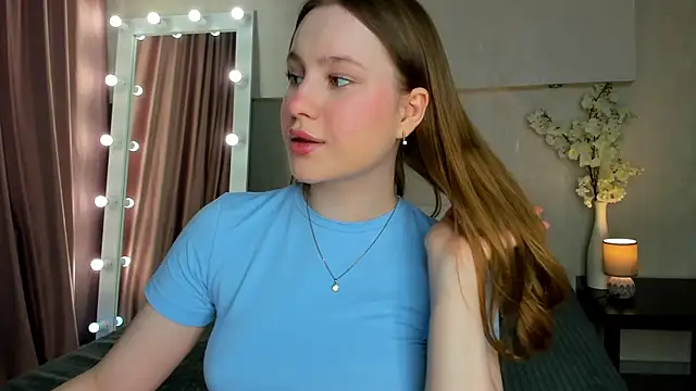 Candy Cansew online show from 04-03-26, 09:29