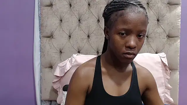 sexykea2002x online show from 10-24-25, 08:00