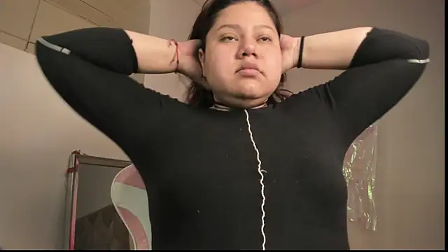 Snapshot of Paprika_ chatting on 11-01-25, 06:32 Paprika online show from 11-01-25, 06:32