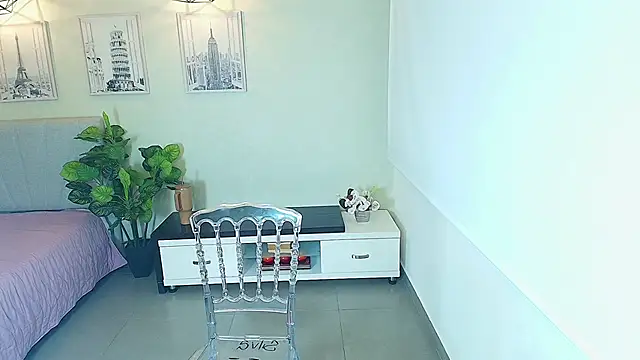  Victoria Collins online show from 09-20-25, 11:00