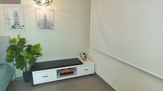  Victoria Collins online show from 09-25-25, 11:03