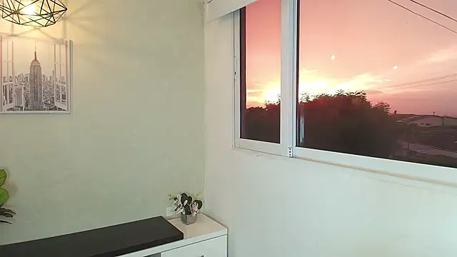  Victoria Collins online show from 10-02-25, 10:55