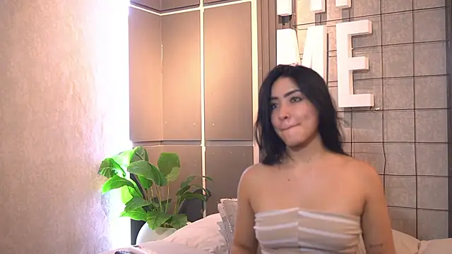 Susan wall online show from 04-16-26, 01:01