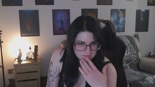 Snapshot of GothSuccubusBabe chatting on 09-27-25, 11:54 GothSuccubusBabe online show from 09-27-25, 11:54