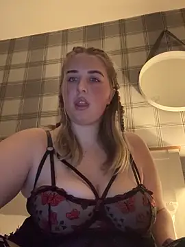 CutieCurvyGirlxo online show from 10-12-25, 10:09