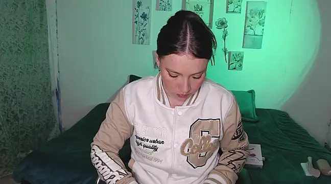 mariaana  222 online show from 03-22-25, 05:39