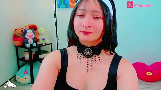Snapshot of geaoxo chatting on 10-18-25, 04:52 geaoxo online show from 10-18-25, 04:52