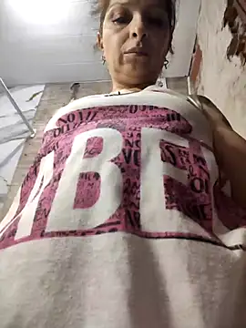 Snapshot of vamuke79 chatting on 02-03-26, 10:53 vamuke79 online show from 02-03-26, 10:53